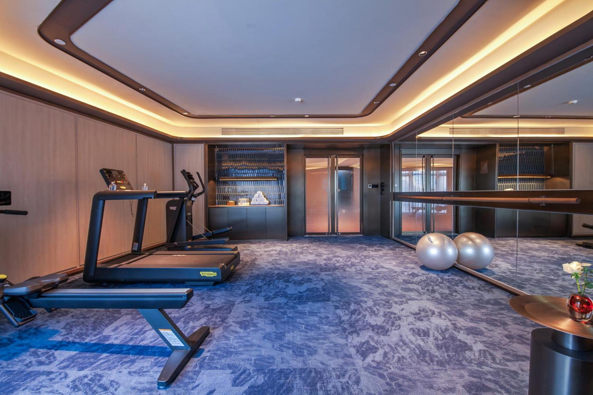 Hotel Orange Crystal Hotel, Nanjing Road Pedestrian Street, The Bund,